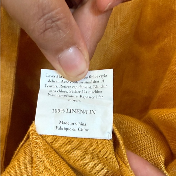 Elegant Mustard Tie-Front Blouse - Picture 3 of 6